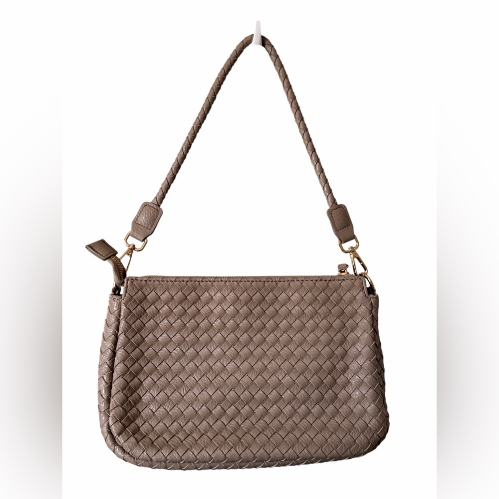 Modern + Chic Elegant Elle Woven shoulder/Crossbody Bag-gray